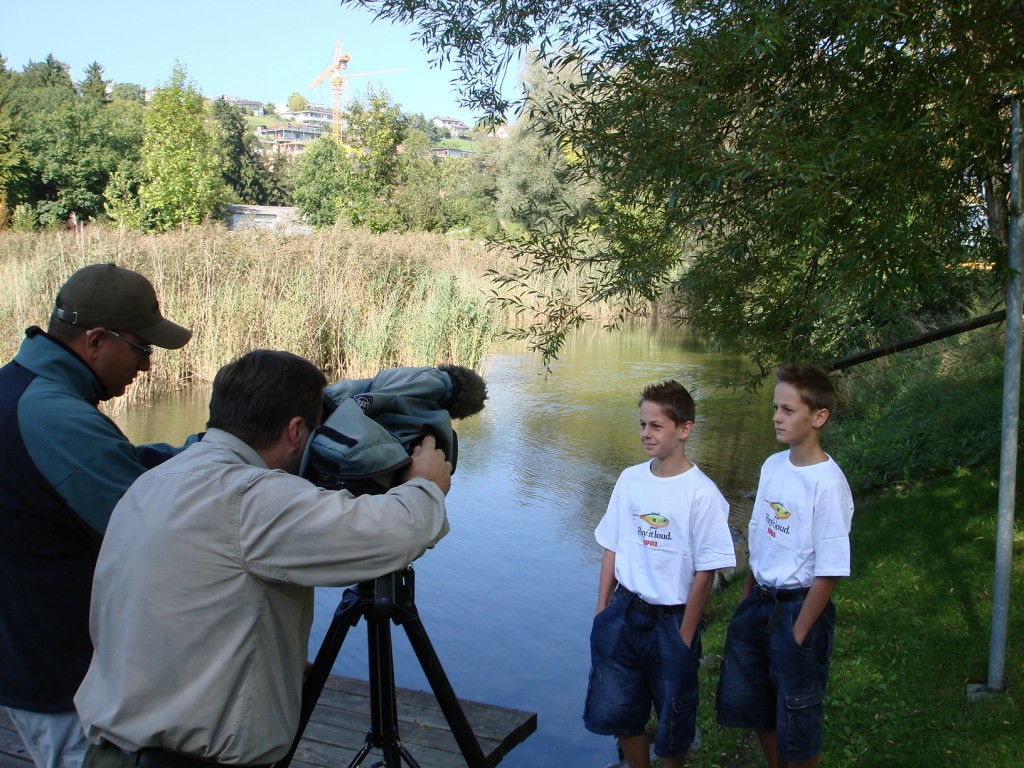Eine Schweizer Fachgruppe erstellt 2011 eine Lern-CD und macht Video-Aufnahmen bei unseren Jugendfischern